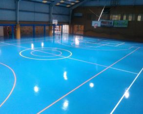 rehabilitación suelo pista deportiva Laredo